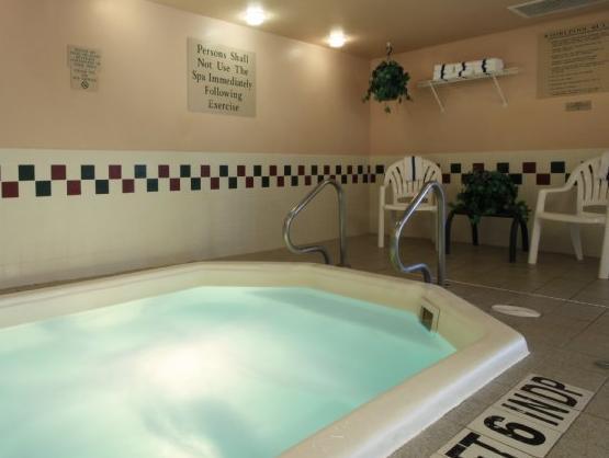 Country Inn & Suites By Radisson, Davenport, Ia Зручності фото